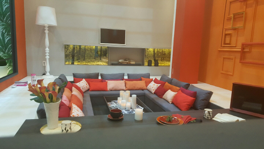 1일 서울 삼성동 코엑스에서 열린 '2016 서울 리빙디자인페어'의 '디자이너스초이스'에서 선보인 거실 '창을 보다' 인테리어.